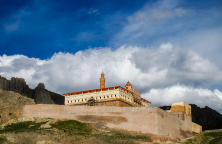 Ishak Paşa Palace, near Doğubayazıt, Turkey